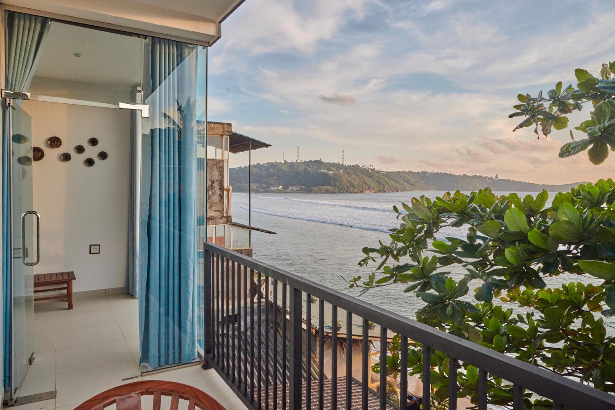 Kings Bay Beach Resort 갈레 외부 사진
