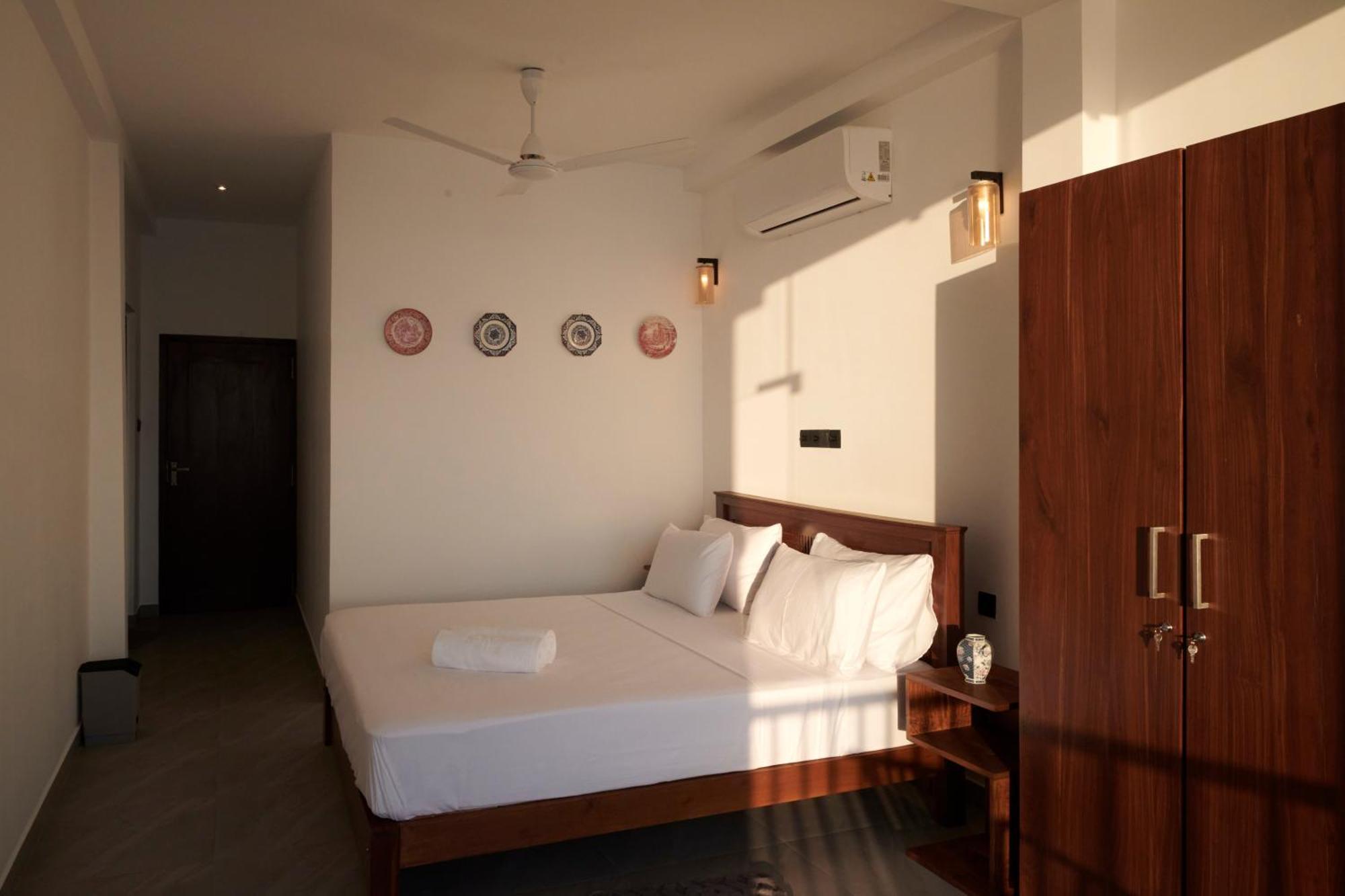 Kings Bay Beach Resort 갈레 외부 사진