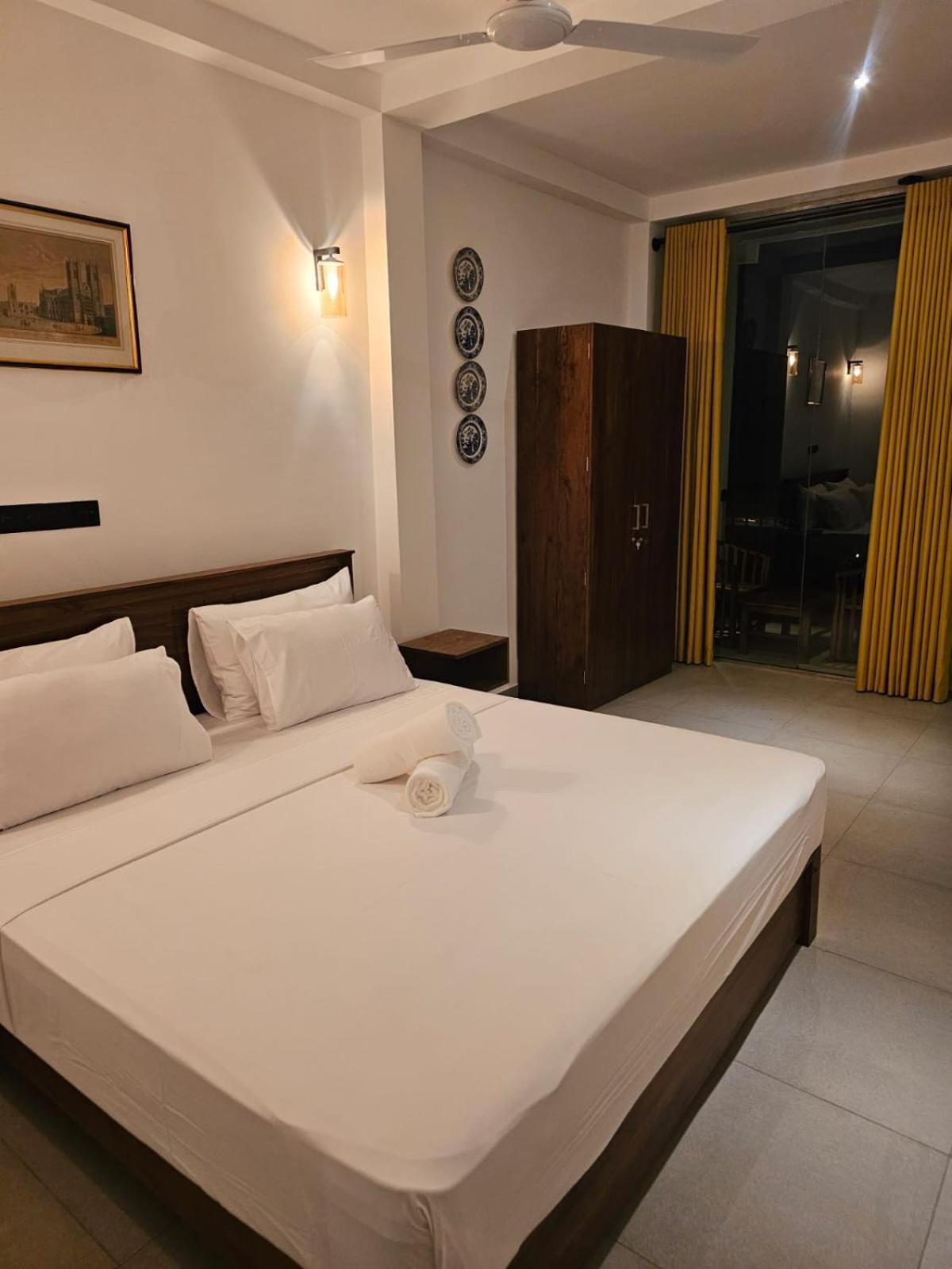 Kings Bay Beach Resort 갈레 외부 사진