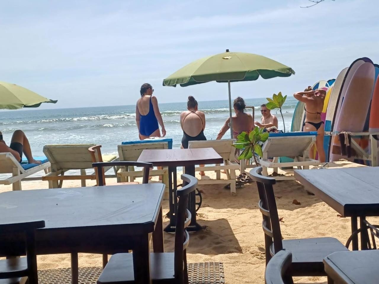 Kings Bay Beach Resort 갈레 외부 사진